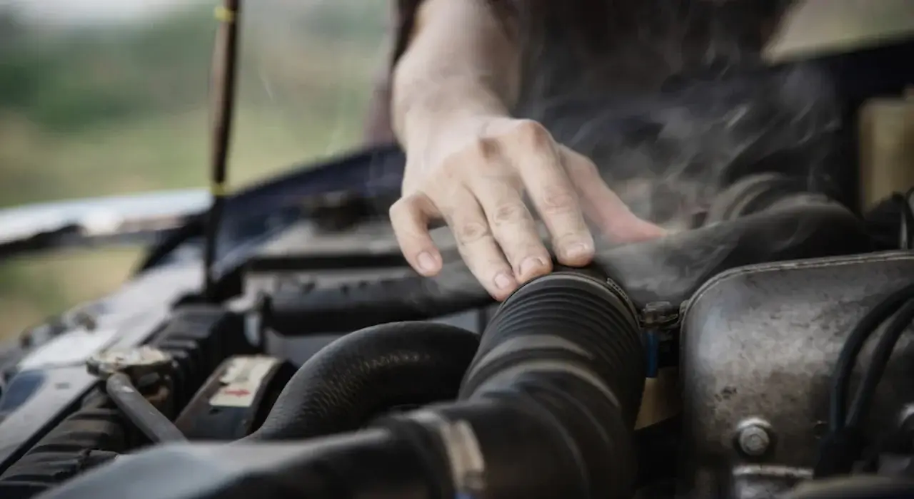 You are currently viewing 6 Top Symptoms Of Engine Damage From Overheating – A Detailed Guide