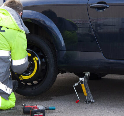 Run-Flat Tires on Fuel Efficiency and Vehicle Performance: A Balanced Perspective