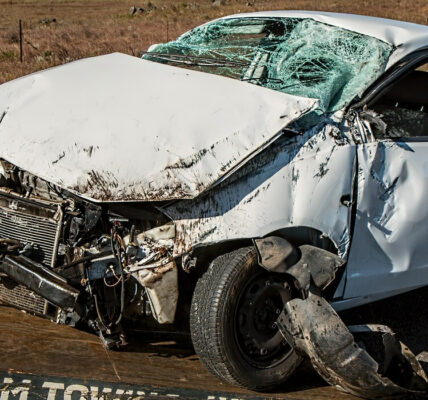 Help Guide for Car Crash Victims: All You Need to Know and Do For Your Safety
